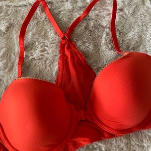 Victoria Secret body by Victoria 36B Lined Demi